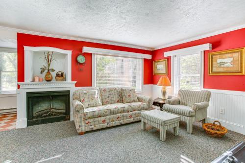 Frankfort Apartamento | Cozy Frankfort Apartment Near Beaches and Downtown!