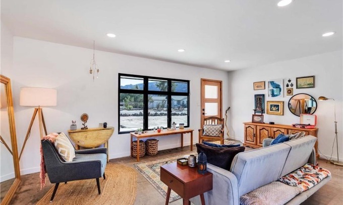 Twentynine Palms Casa | Cozy Fresh Desert Hideaway, 5 mins to Joshua Tree