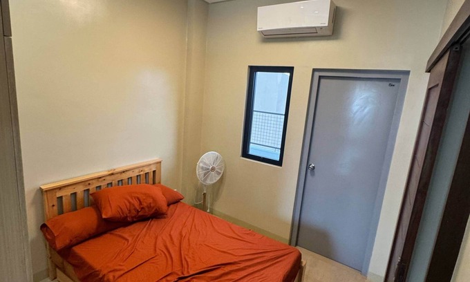 Moonwalk Apartamento | Cozy fully-furnished studio in Paranaque City near NAIA