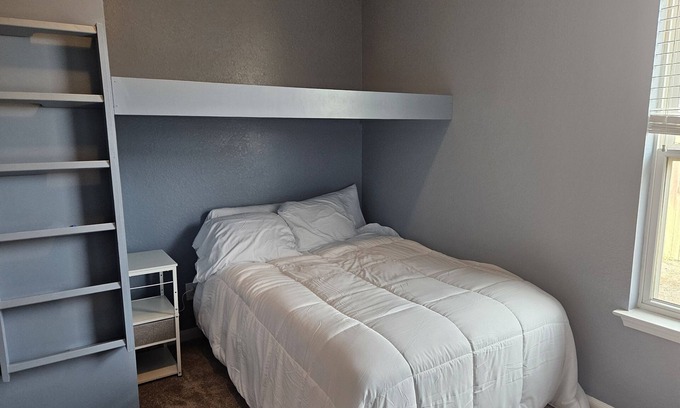 New Braunfels Apartamento | Cozy fully furnished 1-bedroom apartment with WiFi, AC in pleasant New Braunfels