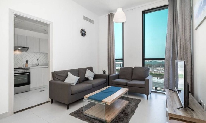 Dubai Production City Apartamento | Cozy fully-furnished 1 BR