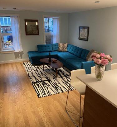 Williamsburg Apartamento | Cozy Garden Apt in Williamsburg NYC Townhouse