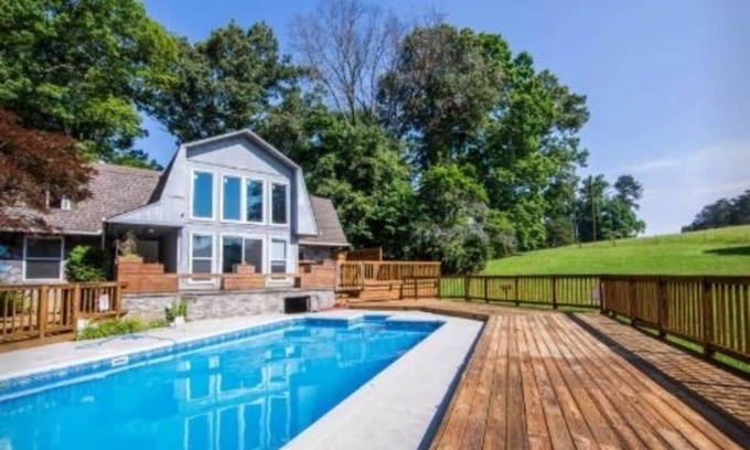 Knoxville Casa | Cozy Getaway in Knoxville