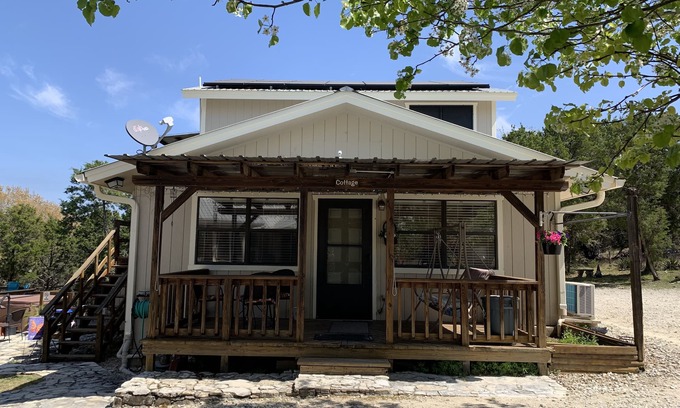 Wimberley Casa | Acogedora casa de huéspedes con bañera de hidromasaje y piscina en Wimberley, TX