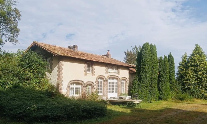 Cerisy-la-Foret Casa | Cozy Guesthouse 30 mins from D-Day
