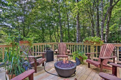 Black Mountain Casa | Cozy Hideaway with Grill, 17 Mi to Asheville