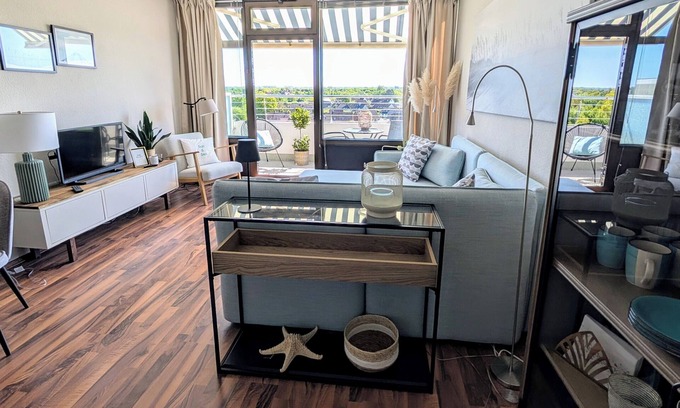 Wendtorfer Strand Apartamento | Cozy Holiday Apartment with Limited Sea View near the Beach in Wendtorf