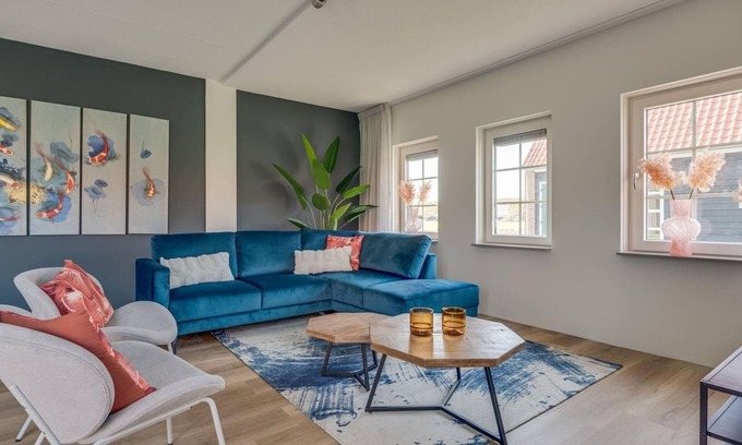 Ossenisse Casa | Cozy Holiday Home in a Holiday Park in Zeeland