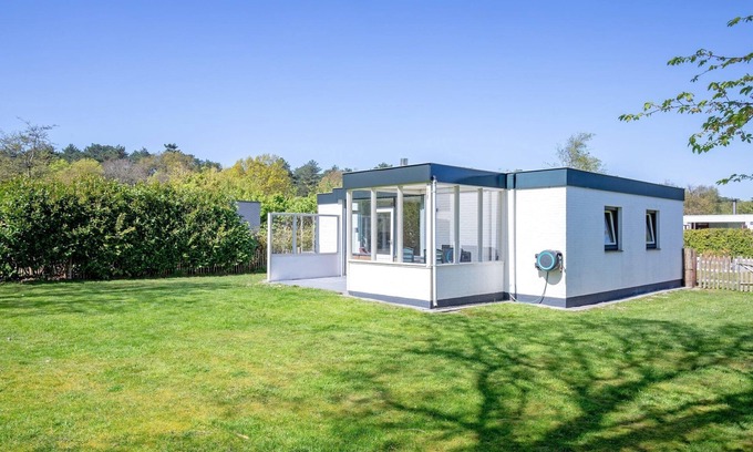 Den Burg Casa | Cozy holiday home with hot tub on Texel