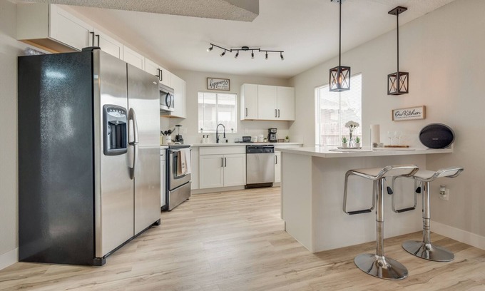 North Las Vegas Casa | Cozy home! 18 min away from Strip and Fremont!