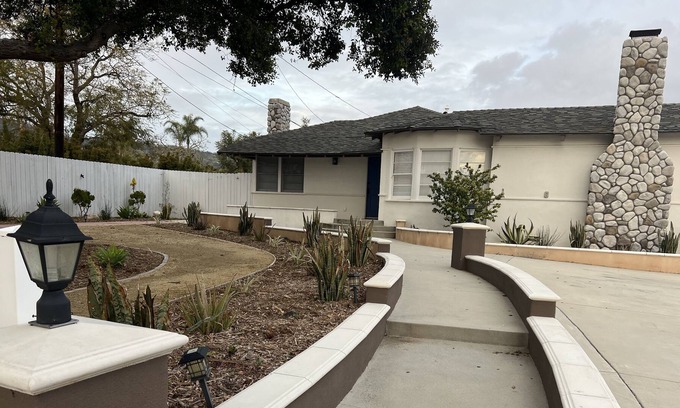Camarillo Casa | Cozy home at Camarillo Heights