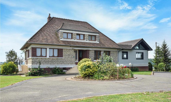 Villers-sous-Foucarmont Casa | Cozy Home In Villers-s-s-foucarmont