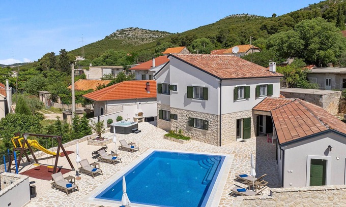 Sibenik Casa | Acogedora casa en Dubrava, cerca de.