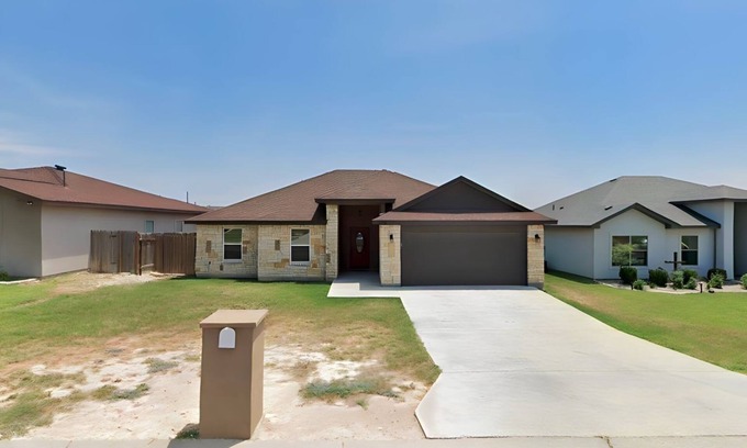 Amistad National Recreational Area Casa | Cozy home in airport area
