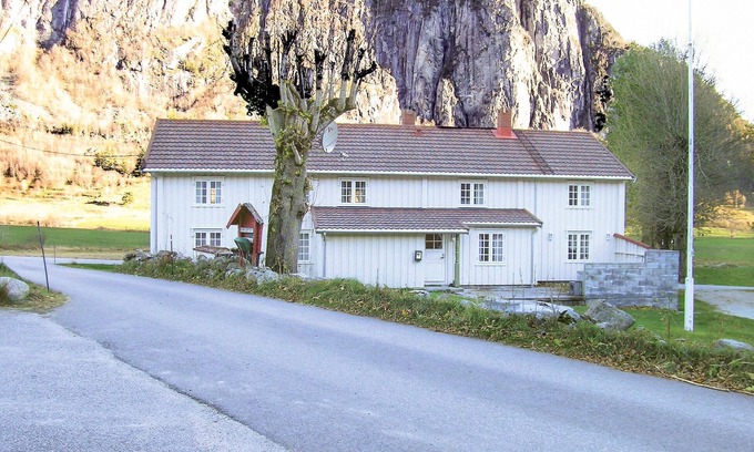 Nesset Casa | Acogedora casa en Eresfjord