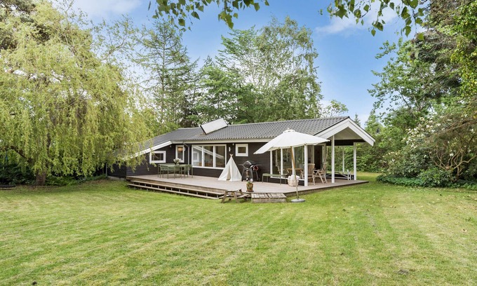 Udsholt Casa | Acogedora casa en Græsted con cocina