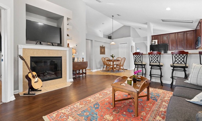 Northside Casa | Cozy Home in Jacksonville FL