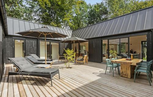 Rageleje Casa | Cozy Home In Vejby With Sauna