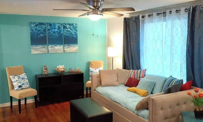 Overland Park Casa | Cozy home, Quiet, Safe, WI-FI, Pet Friendly