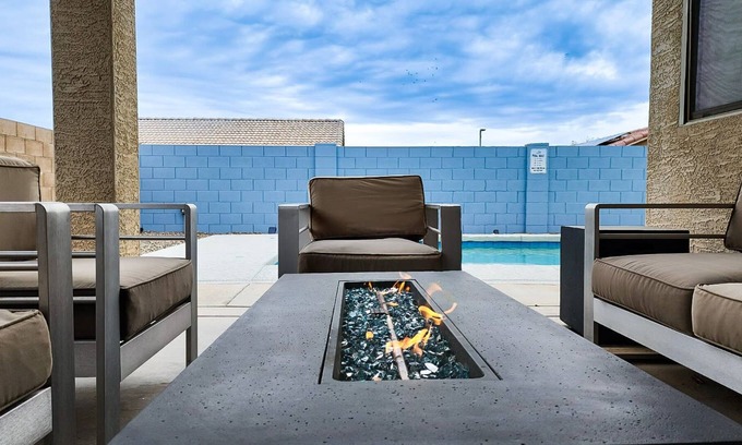 Dove Cove Estates Casa | Cozy home w/ office, large kitchen, pool heater