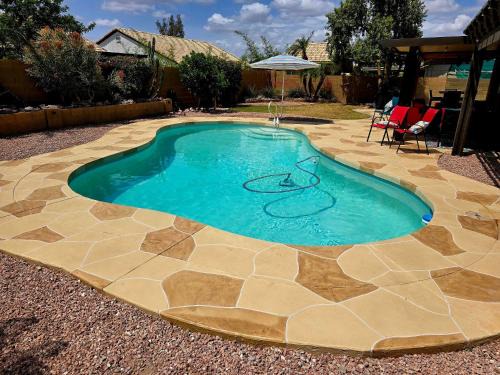 East Mesa Casa | Cozy home with pool, fire table, BBQ, RV parking