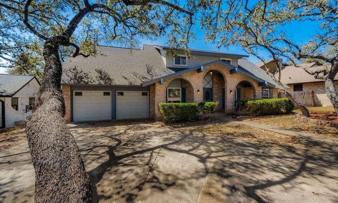 North San Antonio - SAT Casa | Cozy home with Pool & Game room