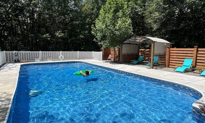 Swiftwater Casa | Cozy house for hiking/ skiing/ swimming/ summer or fall