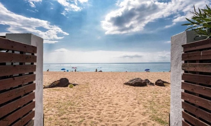 Malgrat de Mar Casa | Acogedora casa con acceso directo a la playa
