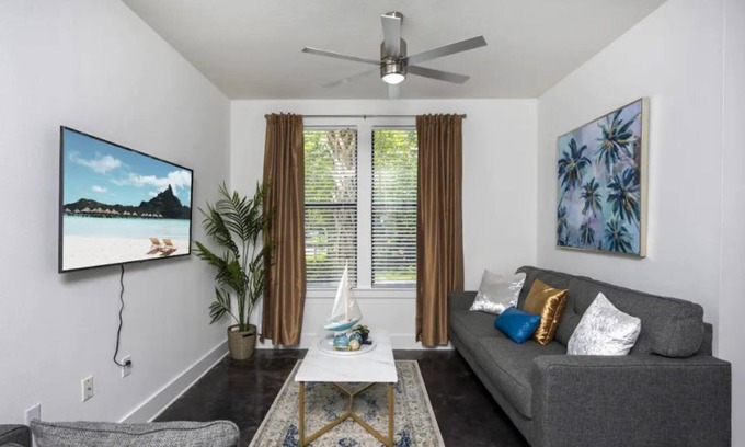 North Hyde Park Apartamento | Cozy Hyde Park home, Univ Tampa, Tampa Gen Hosp, Riverwalk -6 ppl