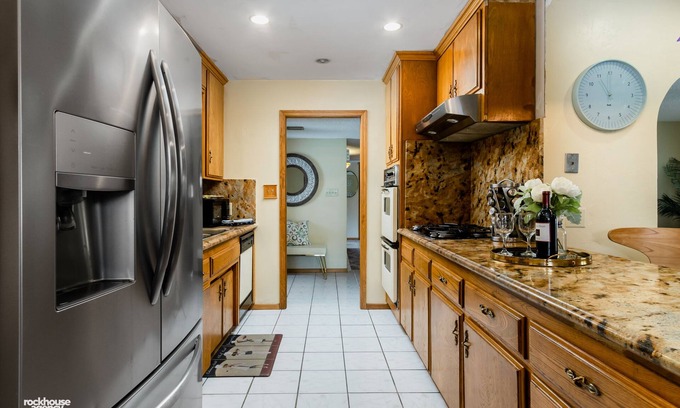 Greenacres Casa | Cozy Hygge Home 3 habitaciones, 2 baños con piscina y 2 camas King
