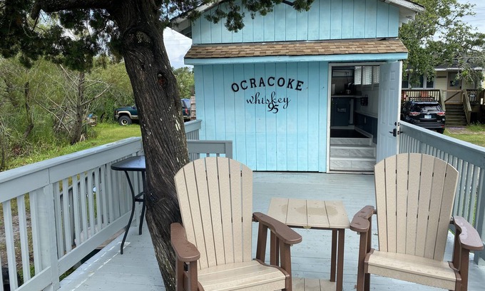 Ocracoke Cabaña | Cosy Island Cottage, ubicado en el corazón del pueblo
