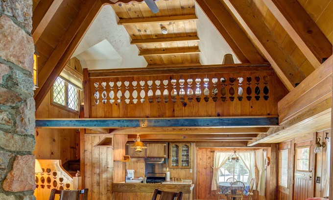 Pineland Cabaña | Escapada acogedora en Lake Tahoe
