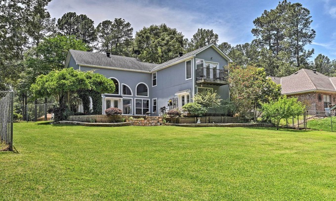 Benton Casa | Lakefront Benton Home - 25 minutos a Shreveport