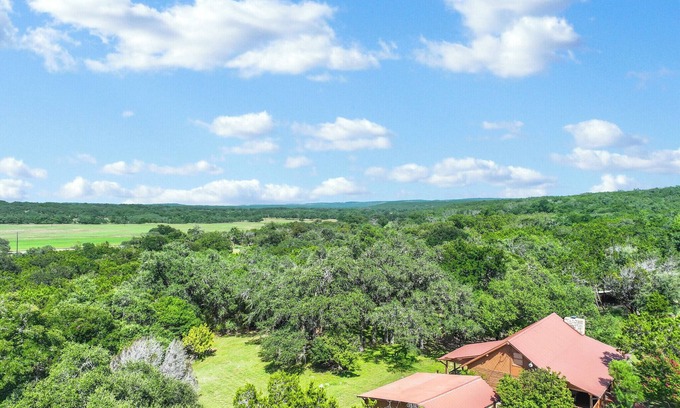 Fischer Cabina | Cozy Log Cabin w/Fireplace, Grill, & Wildlife Views