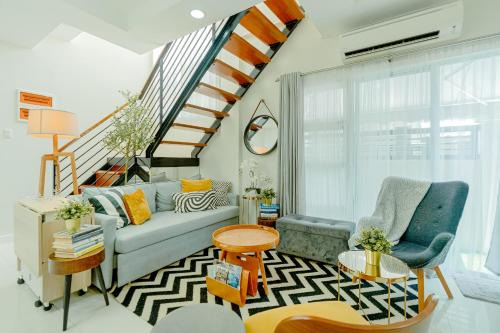 Guadalupe Casa | Cozy Modern 2BR Loft, Monterrazas, Cebu City