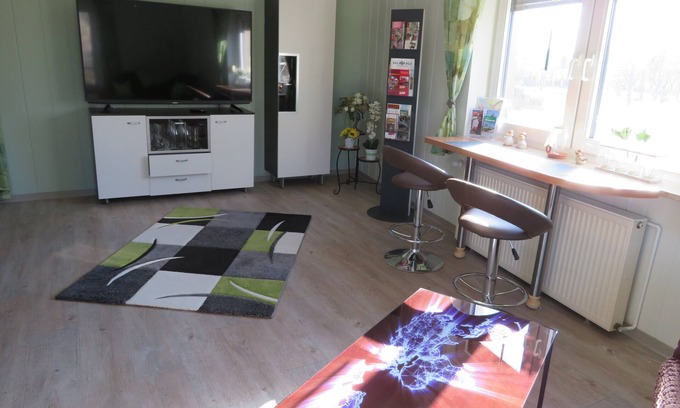 Schonebeck Apartamento | Cozy, modern vacation apartment with parking space