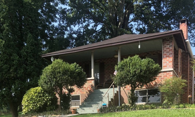 Andrews Cabaña | Cozy Mountain Cottage!! Minutes from casino, rivers, lakes and more