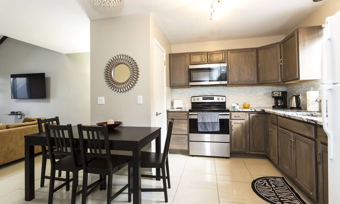 Tannersville Casa | Cozy Mountain Home: Perfect for Families, Groups and Pets