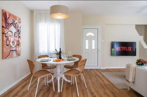 Paphos Casa | Cozy Nerina Cottage at Harbour Paphos