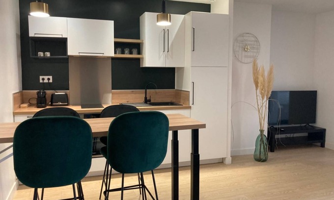 Centre Ville Apartamento | Cozy Niort Obsidian Green - Appartement type 2