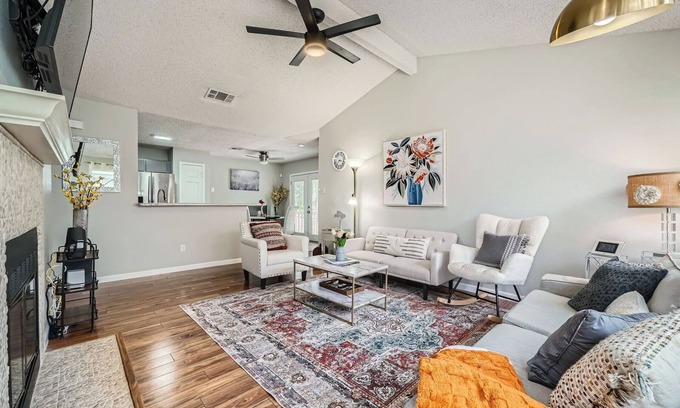 Wells Branch Casa | New, Cozy, and Remodeled Austin Home w/Deck
