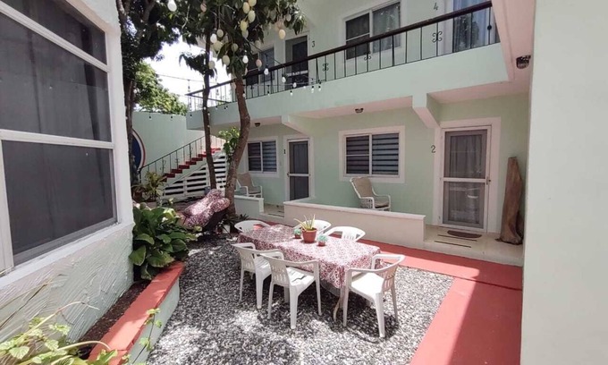 Mar De Sol Apartamento | Cozy One Bedroom Apartment in Juan Dolio Beach with AC, WiFi & Hot Water