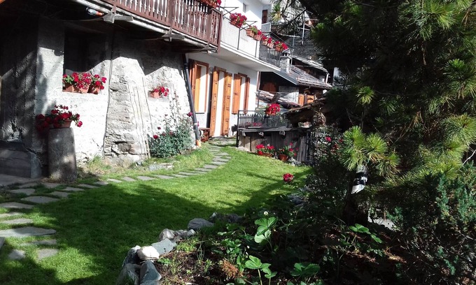 Lignod Apartamento | Acogedor apartamento de un dormitorio en Lignod - Champoluc Ayas- 4 camas + 2