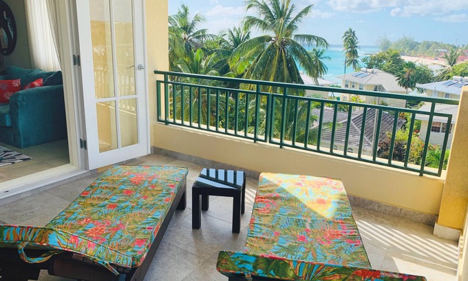 St. Lawrence Gap Condominio | Cozy One Bedroom - White Sands Beach Condos