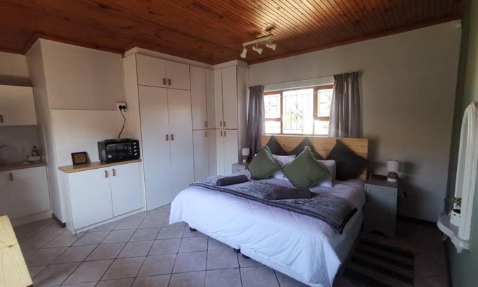 Monte Vista Apartamento | Cozy, peaceful garden cottage