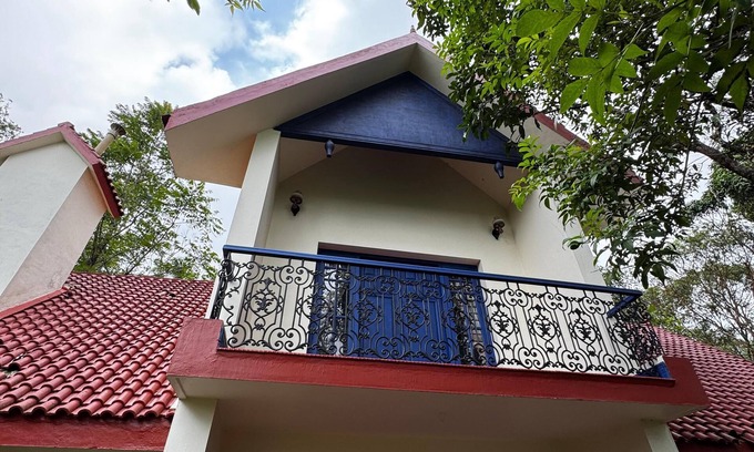 Kuttikkanam Cabaña | Cozy plantation estate cottage/bunglaow