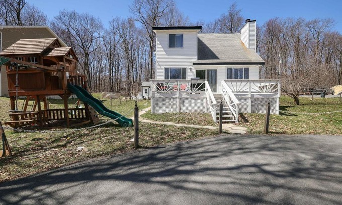 Tobyhanna Casa | Cozy Poconos Mountain House with 3 bedrooms