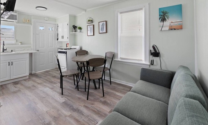 Wildwood Apartamento | Cozy Private apt blocks from Beach/Boardwalk 4