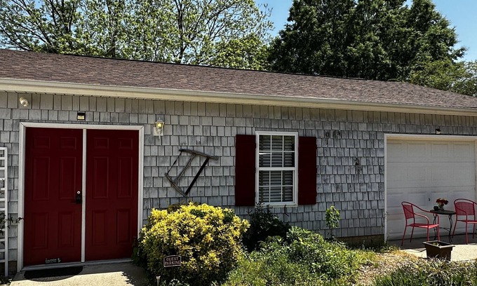 Northeast Raleigh Apartamento | Cozy Private Guest House near Neuse River