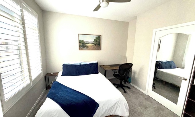 Mission Valley Condominio | Cozy Private Room w/ En-Suite Bath - Resort Condo